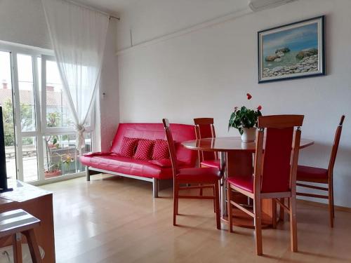 Apartman Saša C — 4-Star Luxury Hotel in Novi Vinodolski, Croatia