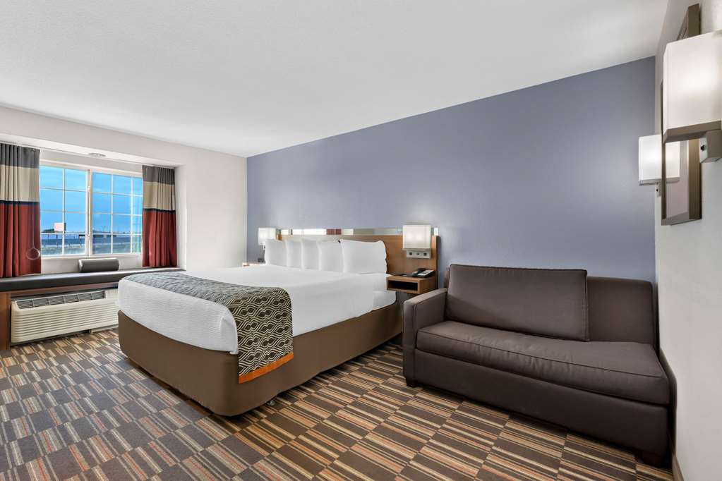 Microtel Inn & Suites by Wyndham Sweetwater - photo 46