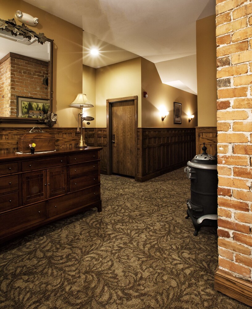 Bob Timberlake Inn at Chetola Resort - photo 43