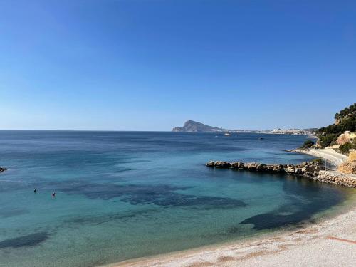 Sunrise Beachfront Apartment by the Marina — 4-Star Luxury Hotel in Altea, Spain