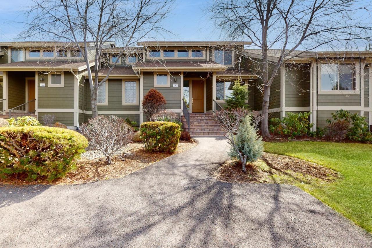Village Loop Townhome — Redmond