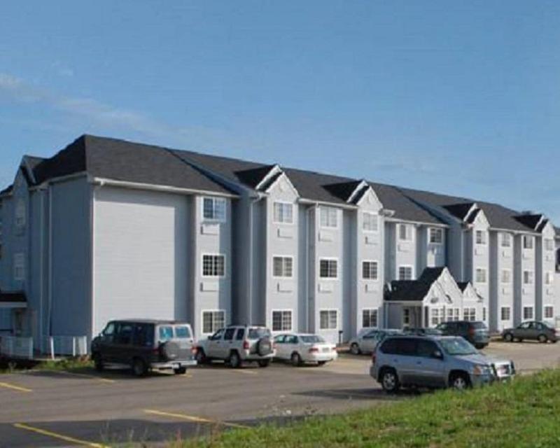 St Clair Inn and Suites — hotel in Saint Clairsville