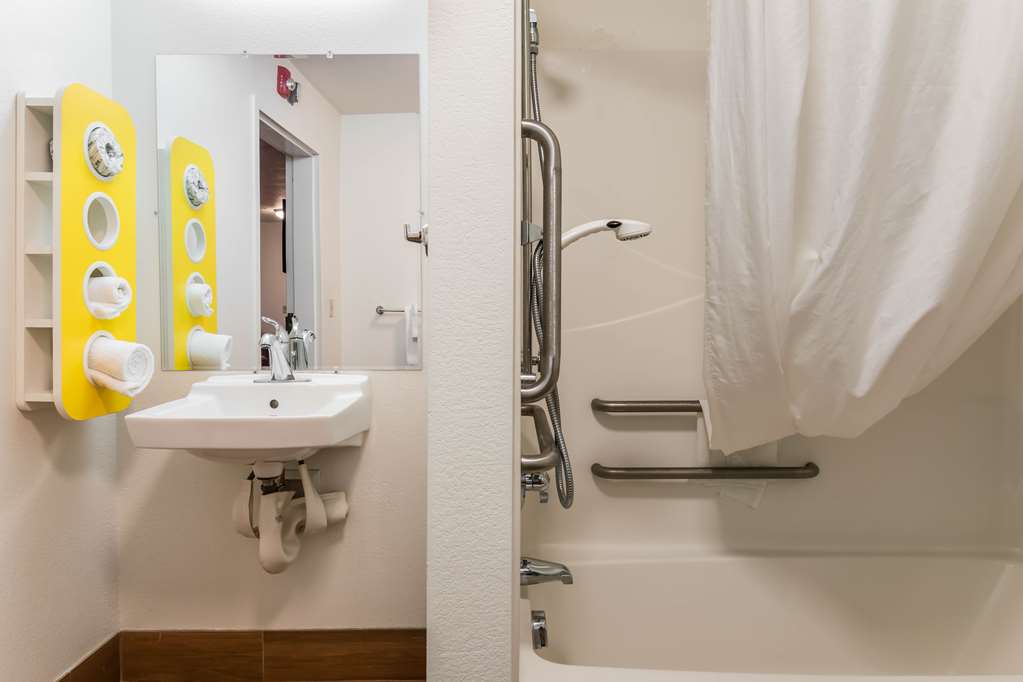 Motel 6 Wilkes Barre PA Arena - photo 24