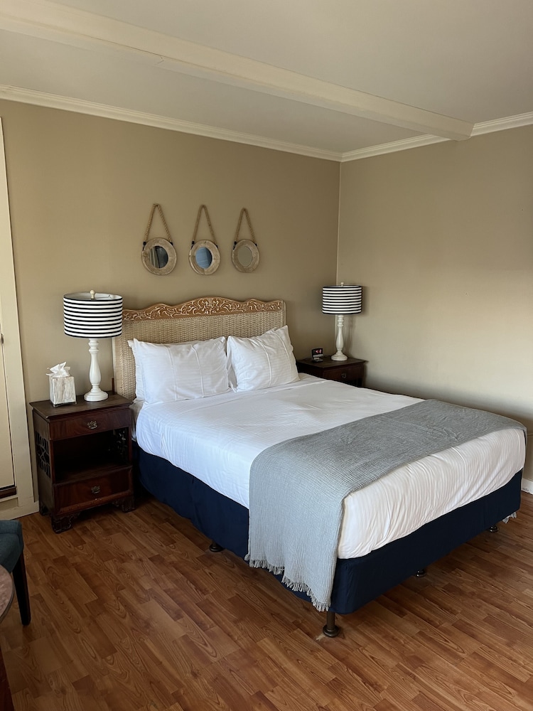 Jenner Inn - photo 7