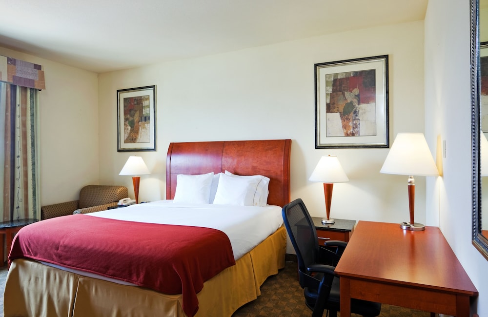 Holiday Inn Express Hotel & Suites Fairfield North by IHG - photo 4