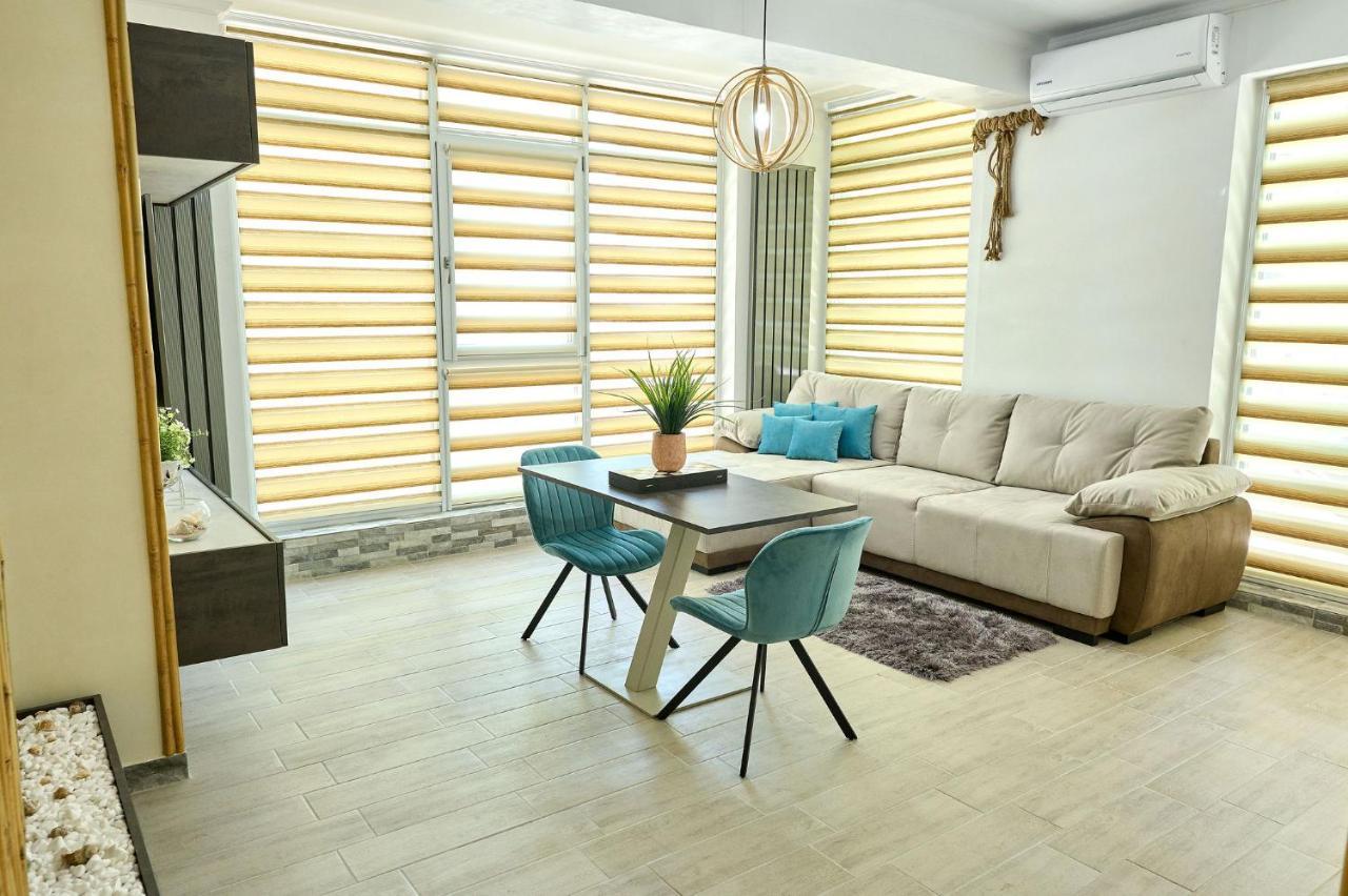 Bamboo sea view apartment Spa Pools Resort and Parking in Unknown City, Romania