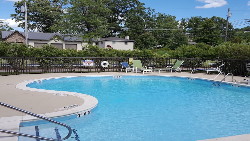 Holiday Inn Express Boone by IHG - photo 42