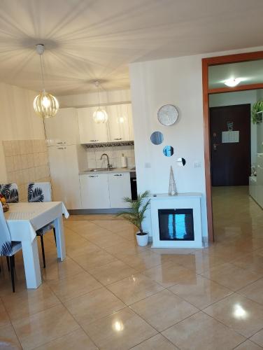 Apartment Blue Sky — 4-Star Luxury Hotel in Liznjan, Croatia