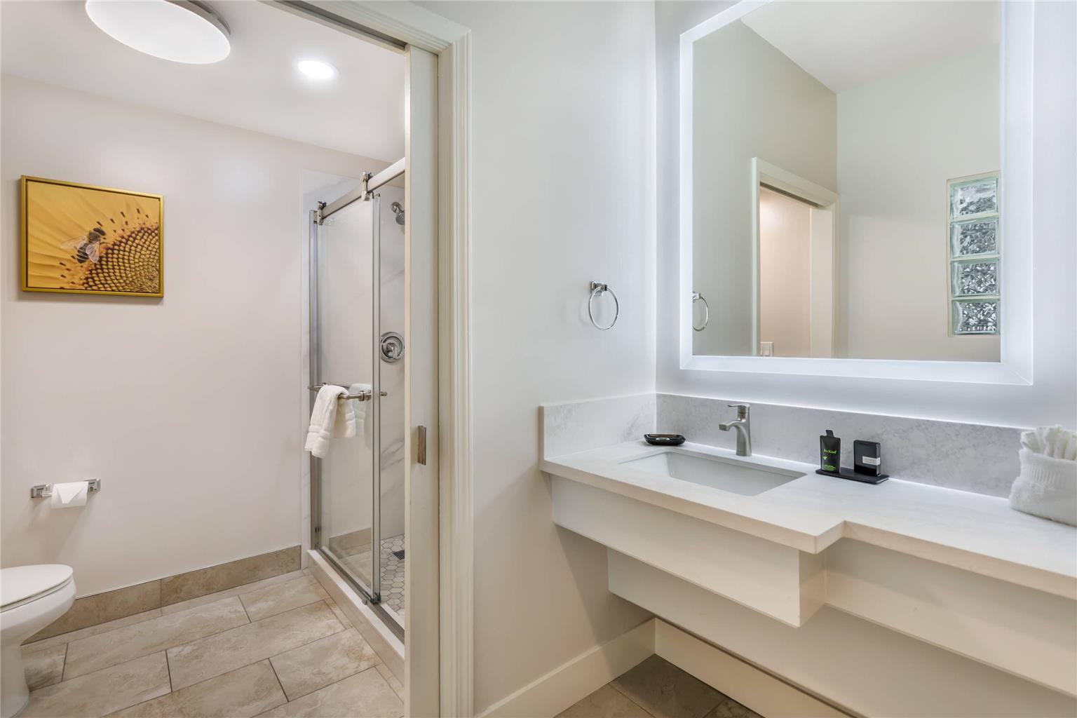 University Park Inn & Suites an Ascend Collection Hotel - photo 24