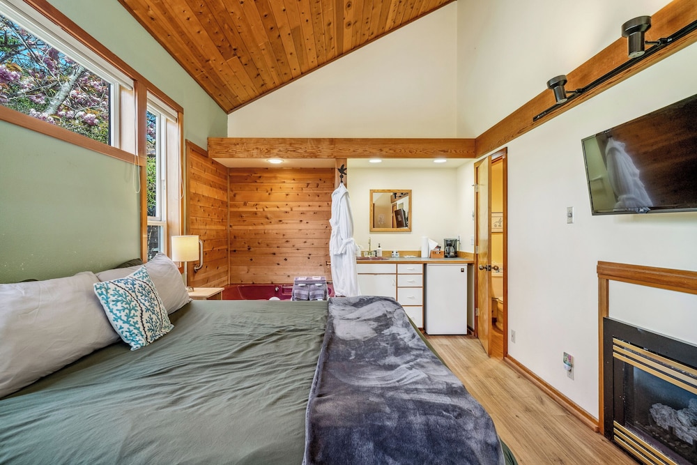 The Inn at Manzanita - photo 14