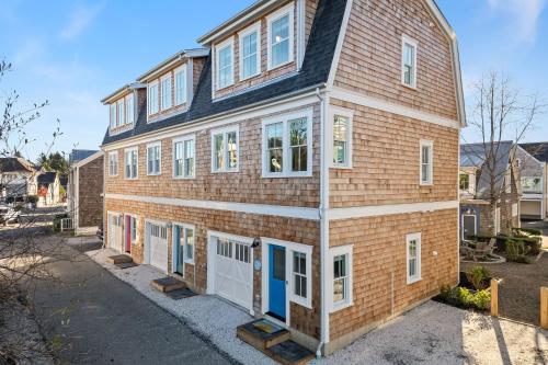A Stairway to Heaven by Seabrook Hospitality in Huntington Beach, United States