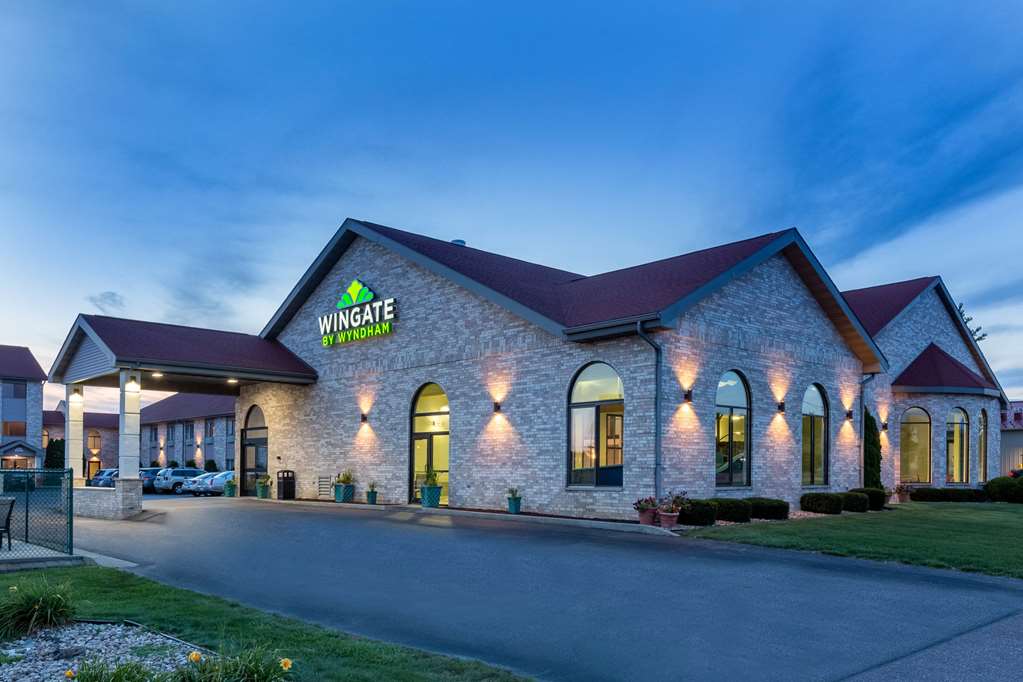 Wingate by Wyndham Wisconsin Dells Waterpark - photo 3