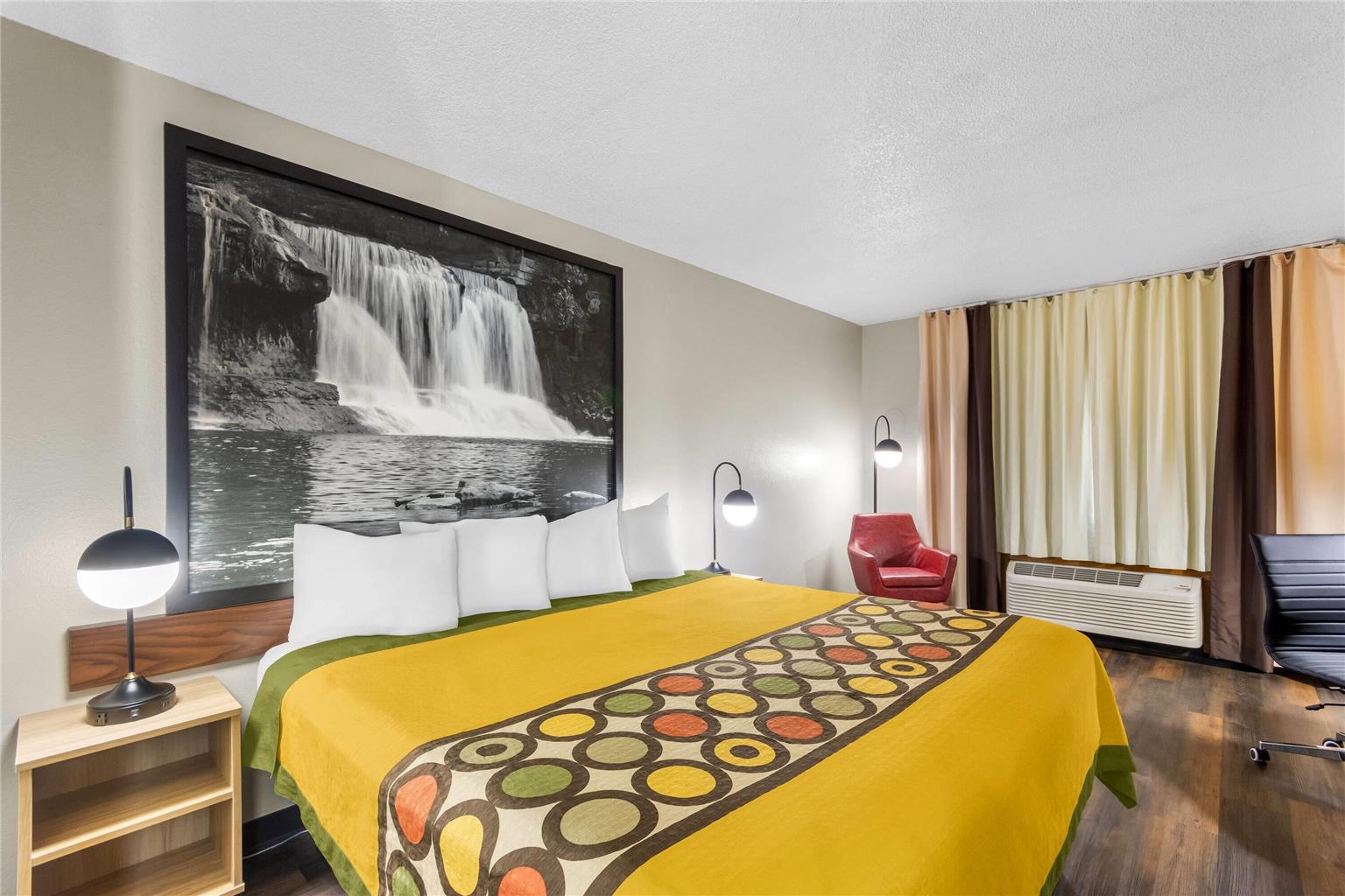 Super 8 by Wyndham Evansville East - photo 25