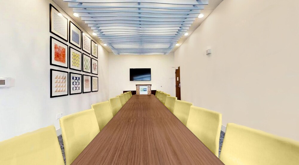 Holiday Inn Express & Suites Chalmette New Orleans S by IHG - photo 11
