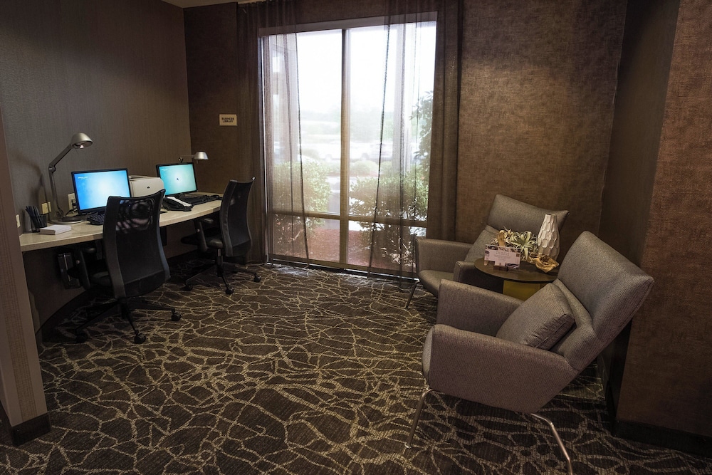 Springhill Suites by Marriott Winston Salem Hanes Mall - photo 14