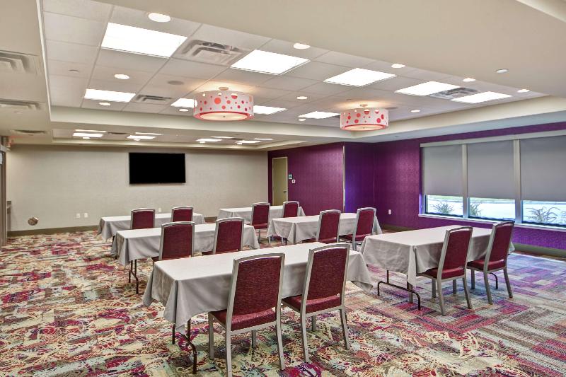 Home2 Suites By Hilton Kansas City Airport - photo 12