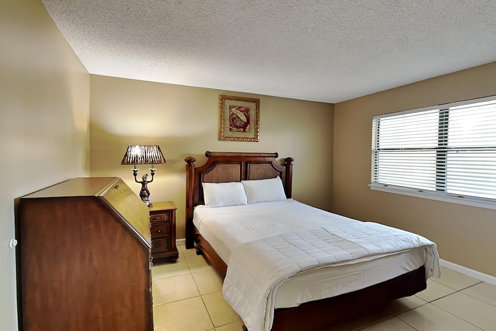 Edgewater Beach & Golf Resort VI by Resort Collection - photo 36