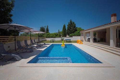 Villa Lu — 4-Star Luxury Hotel in Vodnjan, Croatia