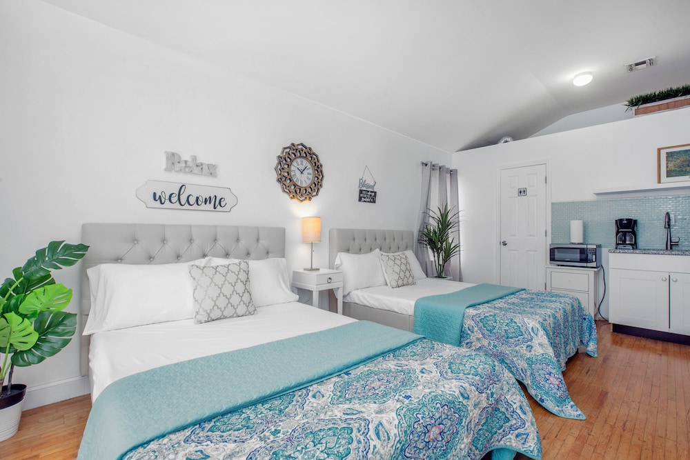 Racpanos Modern Stay on Forrest Street - photo 10