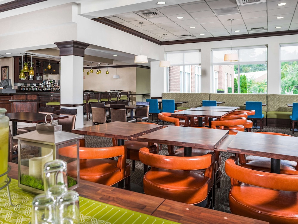 Hilton Garden Inn Hampton Coliseum Central - photo 25