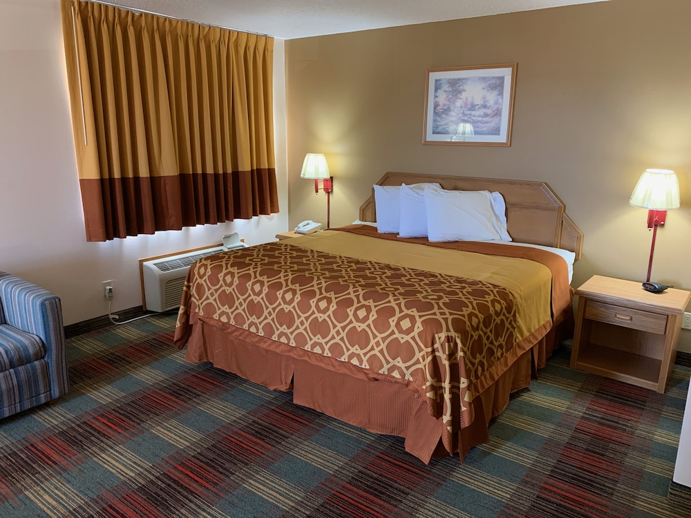 Budgetinn & Suites - photo 17
