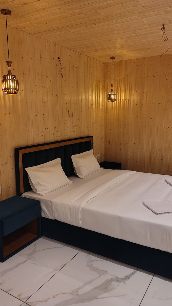 Ganga Beach Resort Uttarkashi in Uttarkashi, India