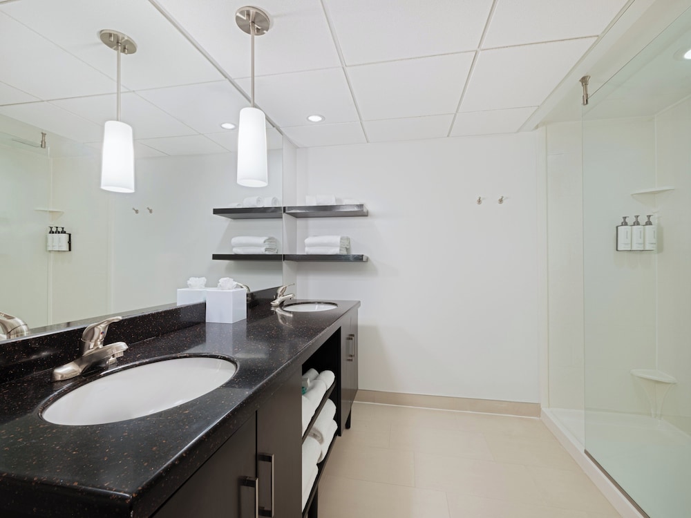 Crowne Plaza Suffern Mahwah by IHG - photo 21