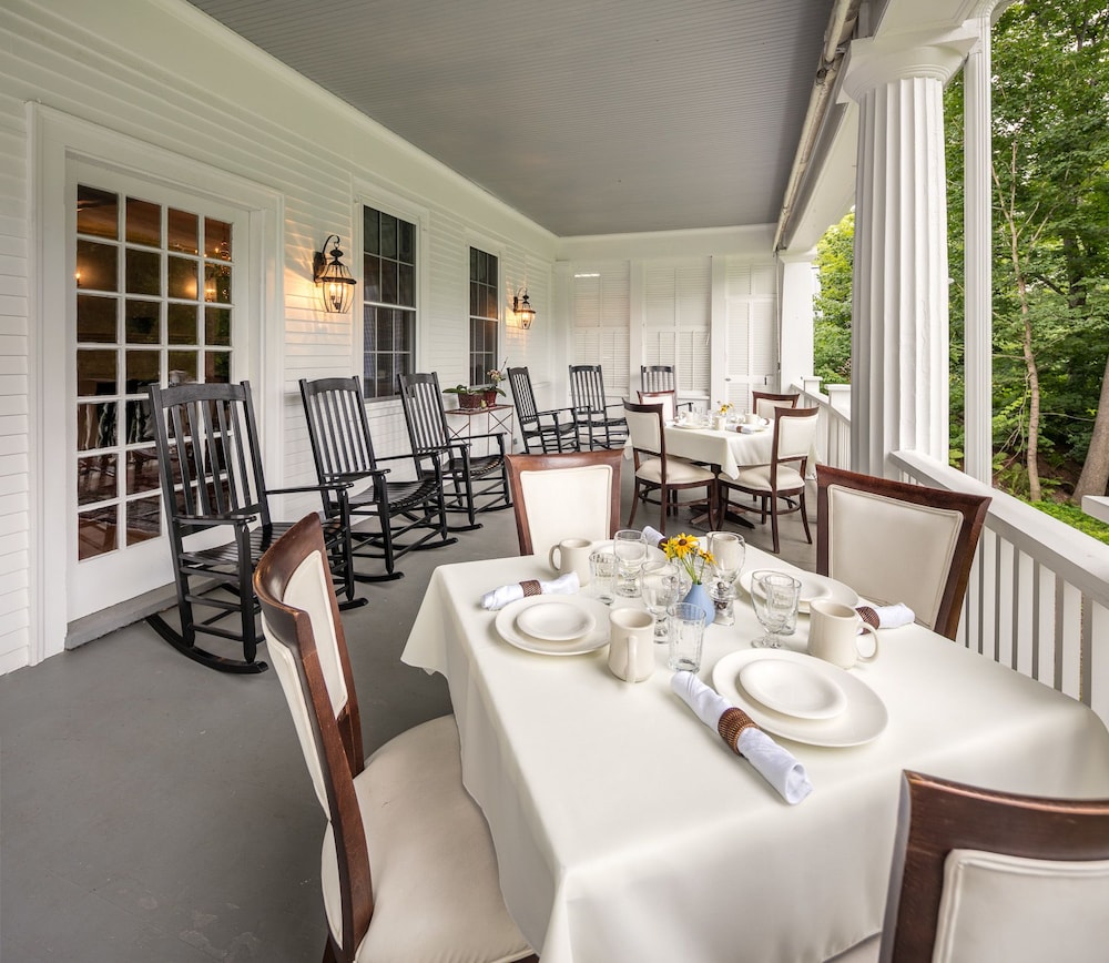 The Blue Horse Inn - photo 20