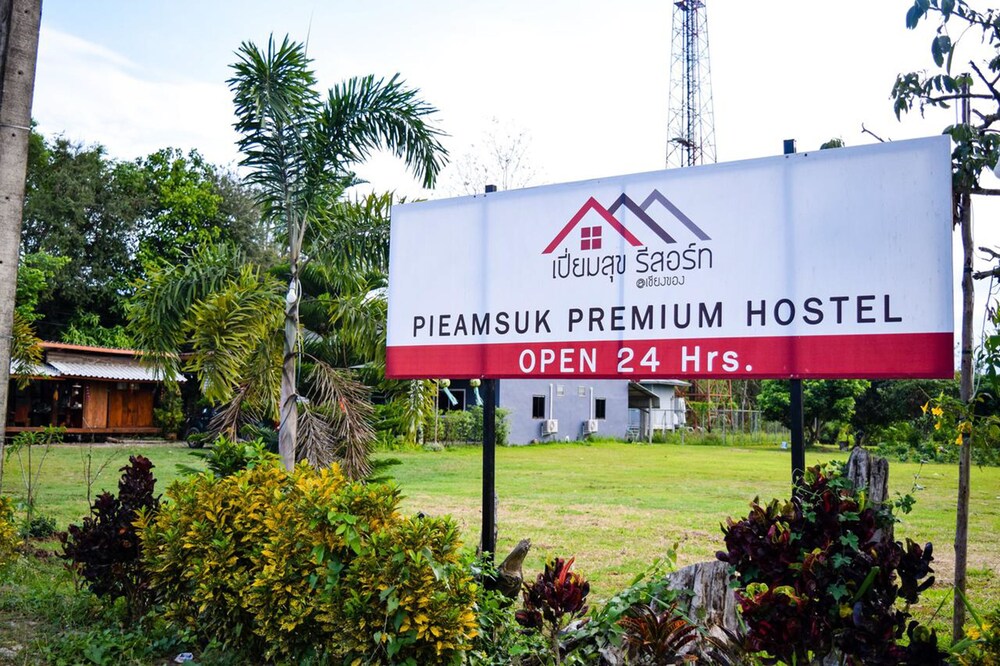 Pieamsuk Resort in Chiang Khong, Thailand