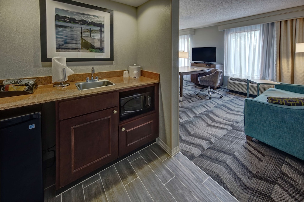 Hampton Inn & Suites Clermont - photo 8