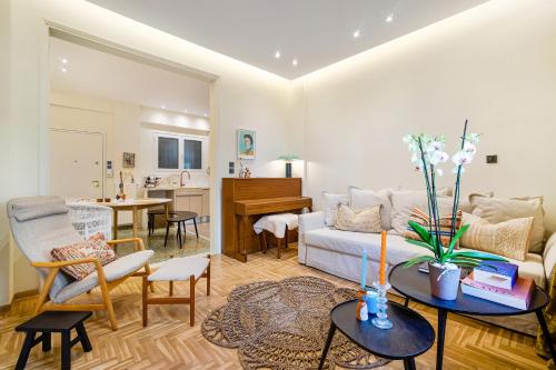 Renovated Kallimarmaro Apt in Athens Historic Center — 4-Star Luxury Hotel in Athens, Greece