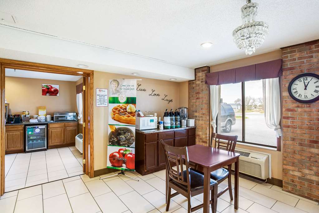 Quality Inn Storm Lake - photo 28