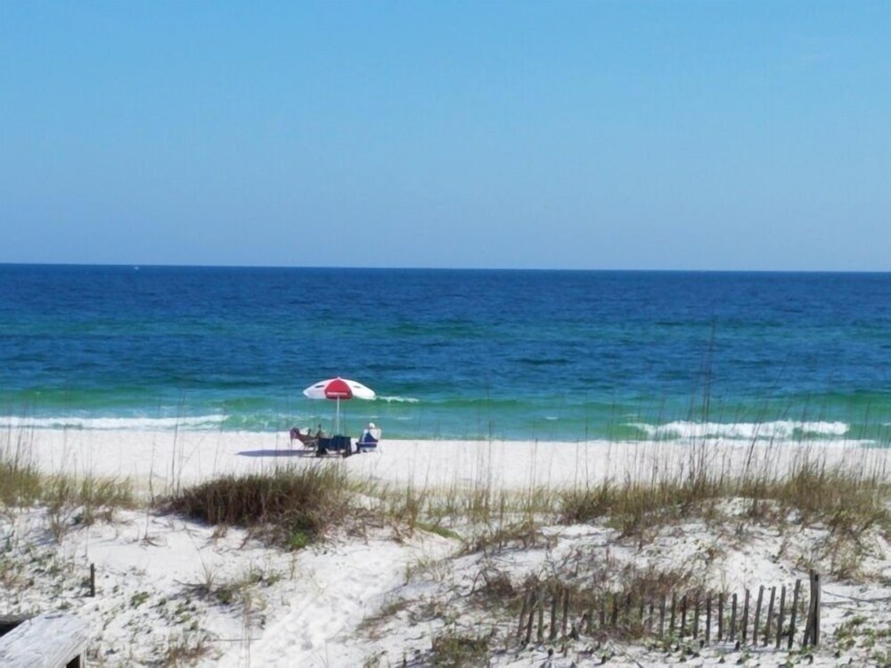 The Hideaway - last minute hotel in Gulf Shores