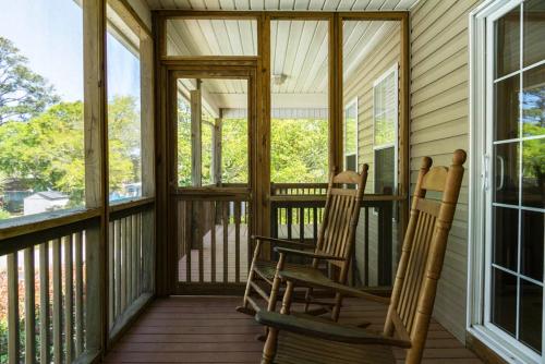 Island Delight by Oak Island Accommodations - photo 21