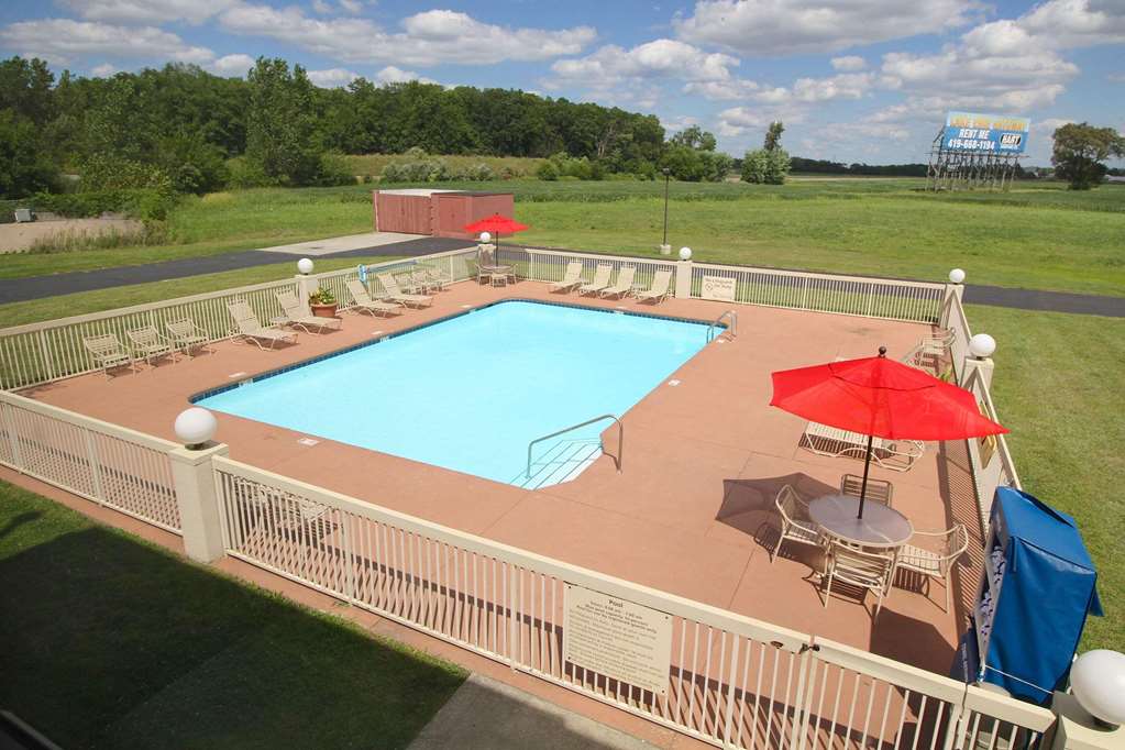 Country Inn & Suites Sandusky South - photo 6