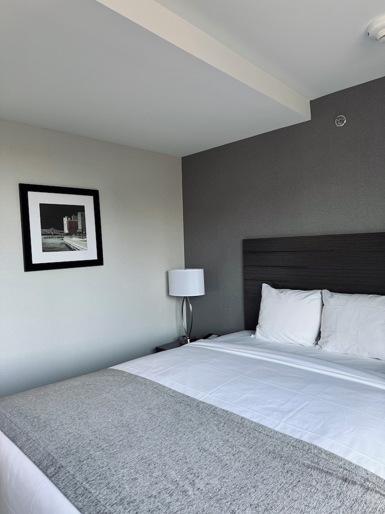 Capital Hotel - photo 10