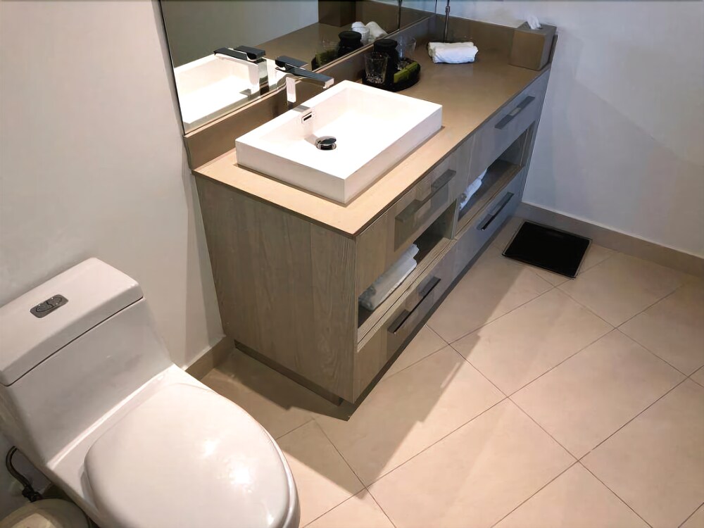 Great Ocean & Bay Views 1 Bed 1 Bath @ Hyde Resort - photo 18