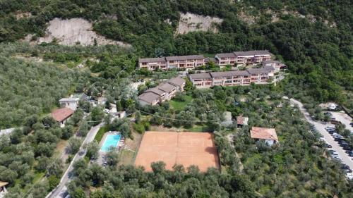 Residence Kormorano Malcesine — 4-Star Luxury Hotel in Malcesine, Italy