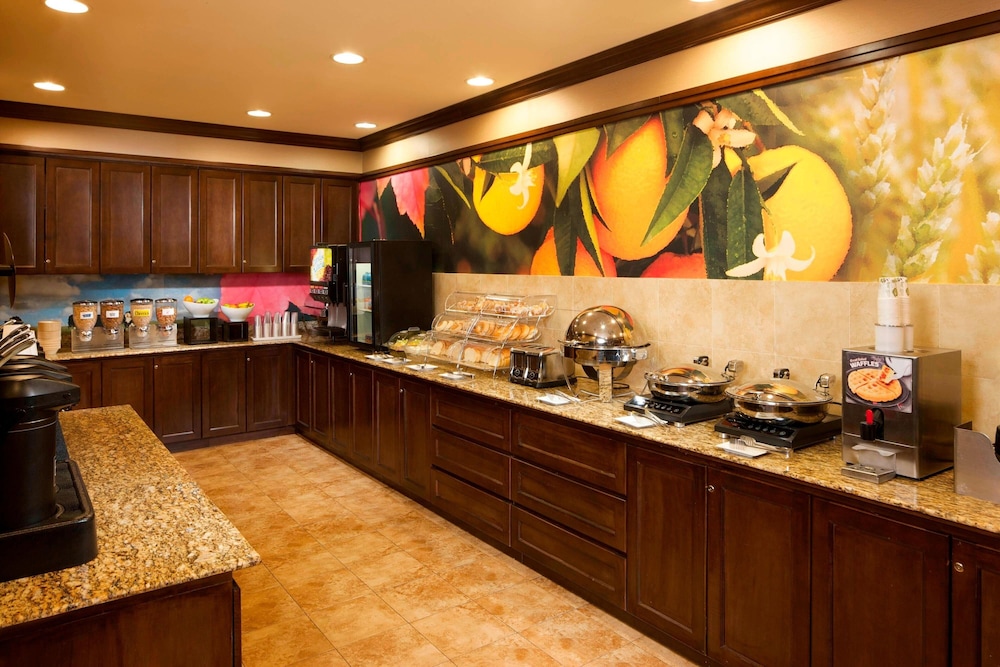 Fairfield Inn & Suites Houston Intercontinental Airport - photo 19