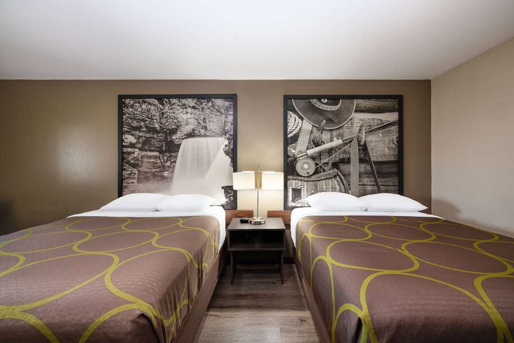 Super 8 by Wyndham Belgrade Bozeman Airport - photo 38