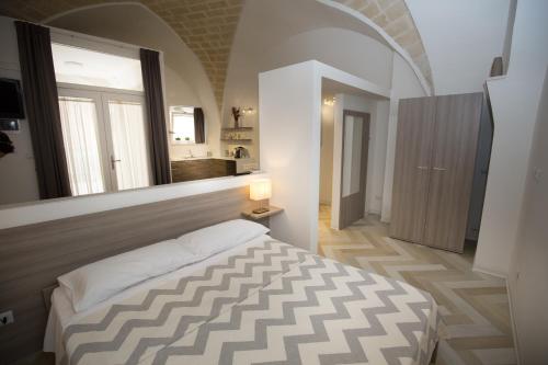 B&B Marco Polo 16 — 4-Star Luxury Hotel in Trinitapoli, Italy
