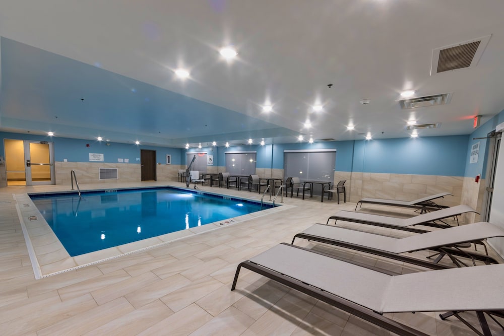 Holiday Inn Express & Suites Harrisonburg University Area by IHG - photo 28