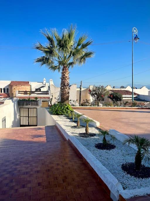 Casa muy tranquila con vistas al mar — 4-Star Luxury Hotel in Cap Negro Ii, Morocco
