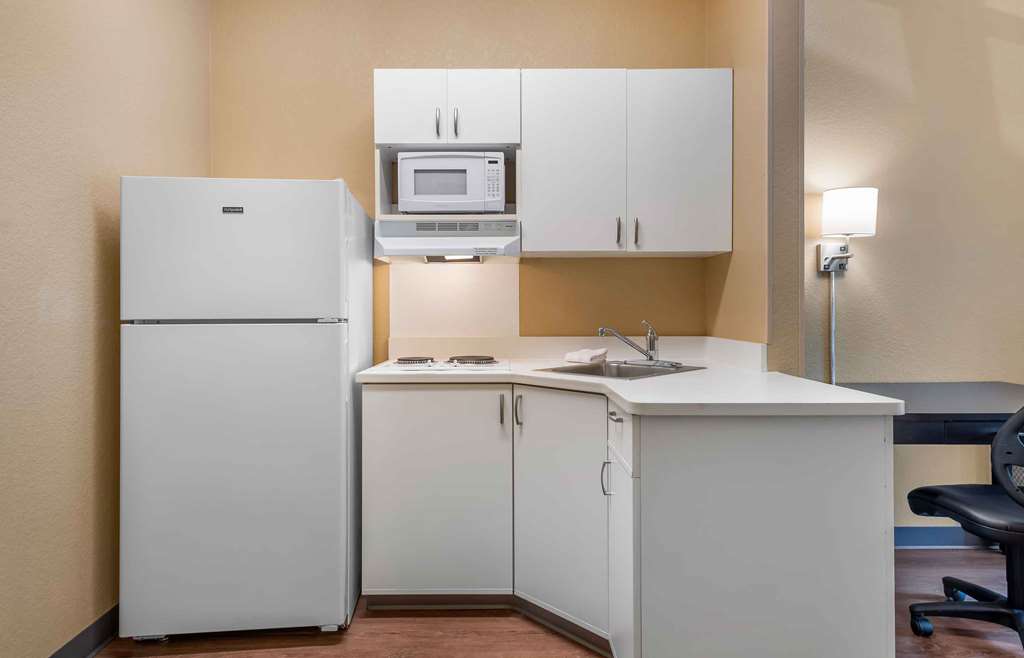 Extended Stay America Suites Princeton South Brunswick - photo 11