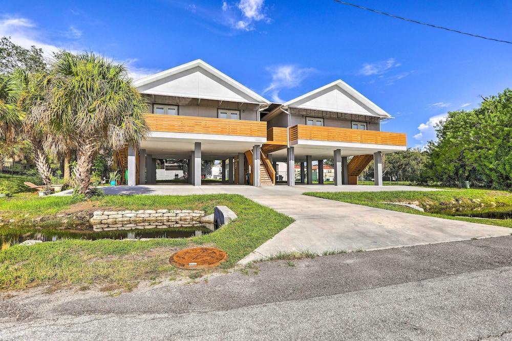 Family Friendly Tampa Home Less Than 3 Mi to Ocean — 4-Star Luxury Hotel in Tampa, United States