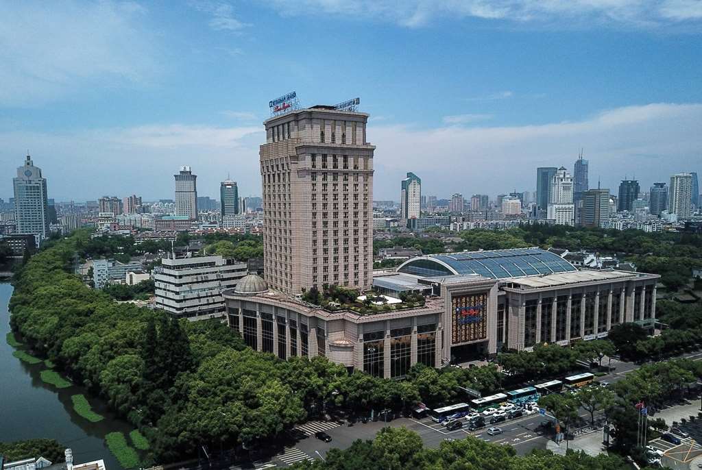 Wyndham Grand Plaza Royale Ningbo in Ningbo, People's Republic of China
