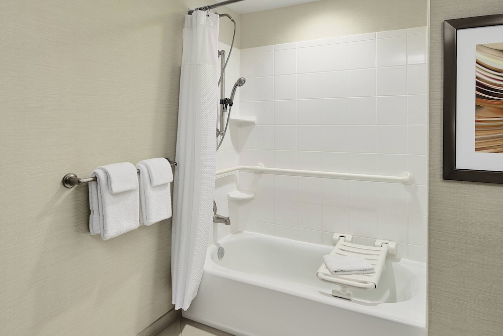 Courtyard by Marriott Shreveport Bossier Louisiana Boardwalk - photo 21