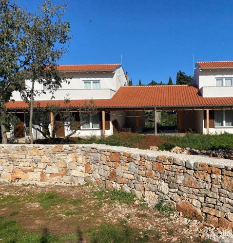 Villa Botanica — 4-Star Luxury Hotel in Bale, Croatia