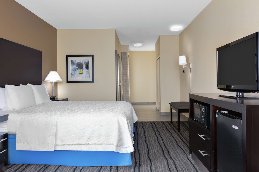 Hampton Inn & Suites Mountain View - photo 24