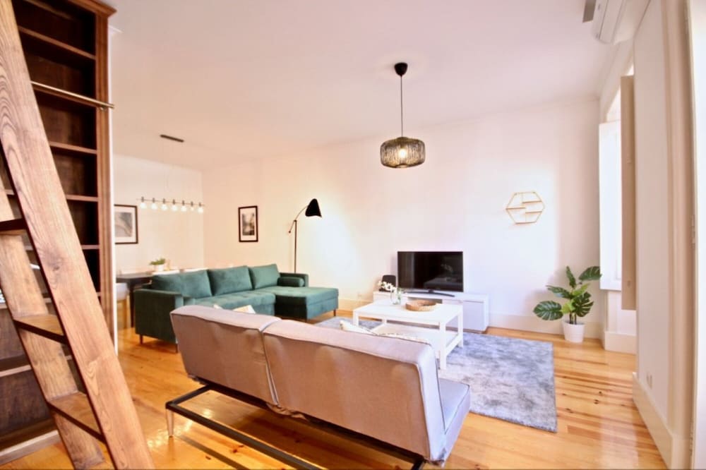 Akicity Praça de Espanha Selected — 4-Star Luxury Hotel in Lisbon, Portugal